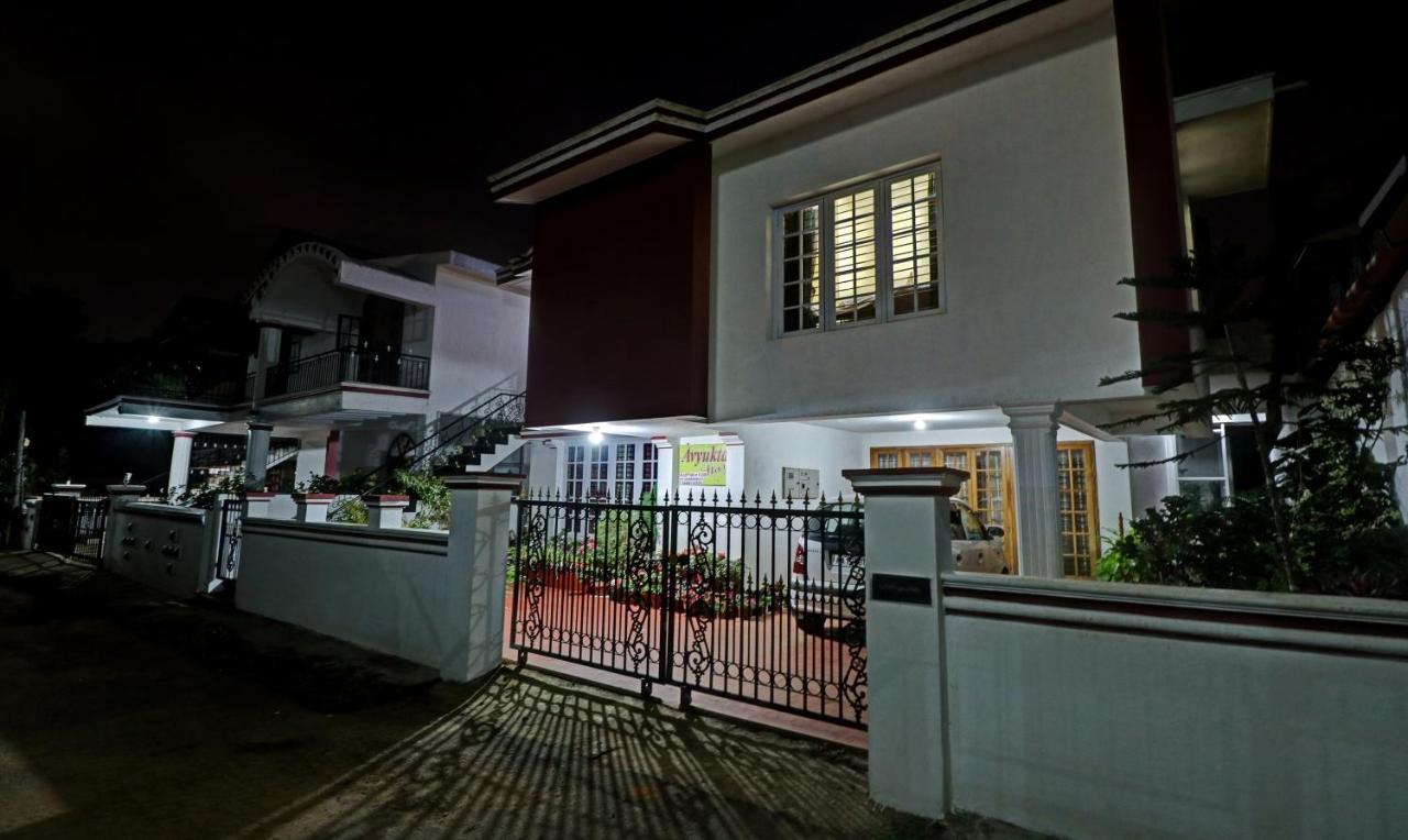 Treebo Avyukta Stay Madikeri Bagian luar foto